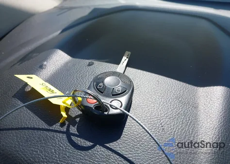 2017 Ford Focus S z USA, uszkodzony, nr VIN 1FADP3E2XHL229228